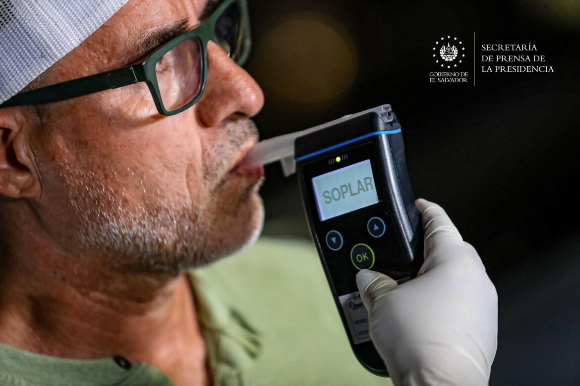 El VMT y la PNC intensifican controles antidopaje para detectar a conductores peligrosos