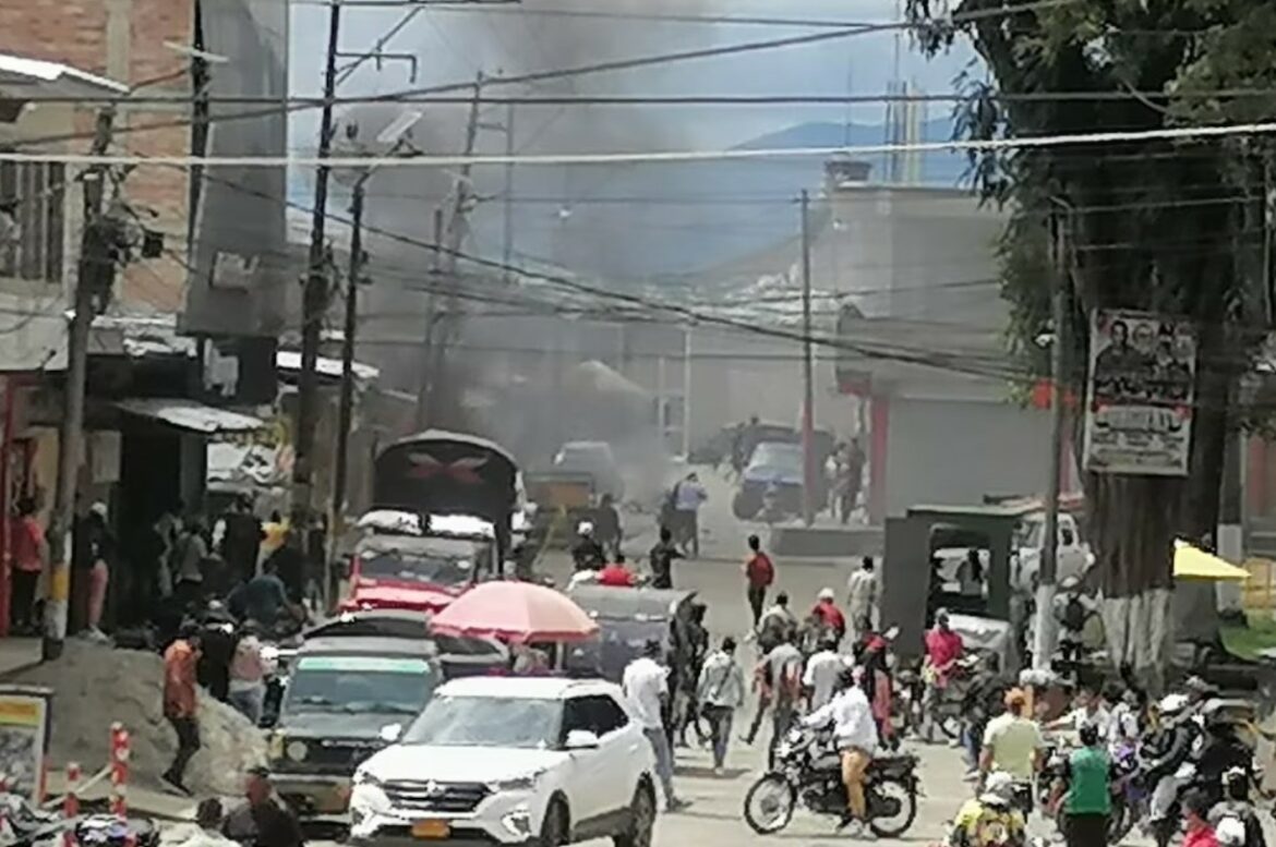 Explosión en Morales, Cauca, dejó varios heridos, entre ellos dos policías y varios menores de edad