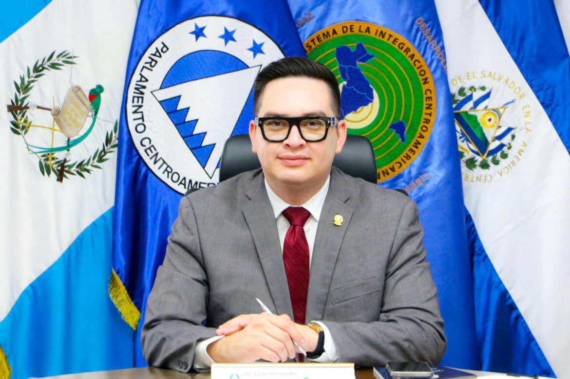 Dip. del PARLACEN afirma que la cooperación de USAID, “le fue quitada al gobierno para entregársela a ongs y medios de comunicación autodenominados “independientes”