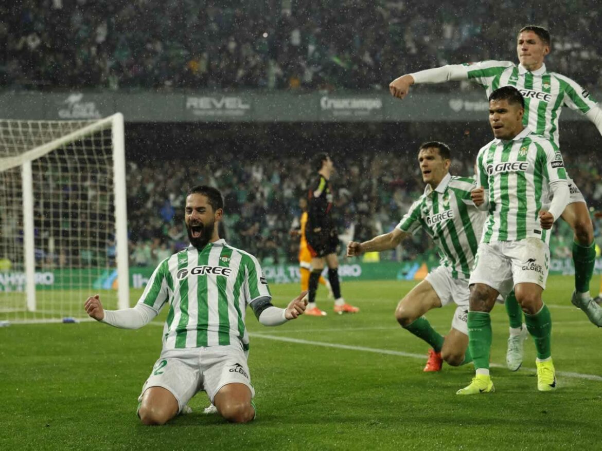 Real Madrid arriesga la lucha por el campeonato tras caer en Villamarín