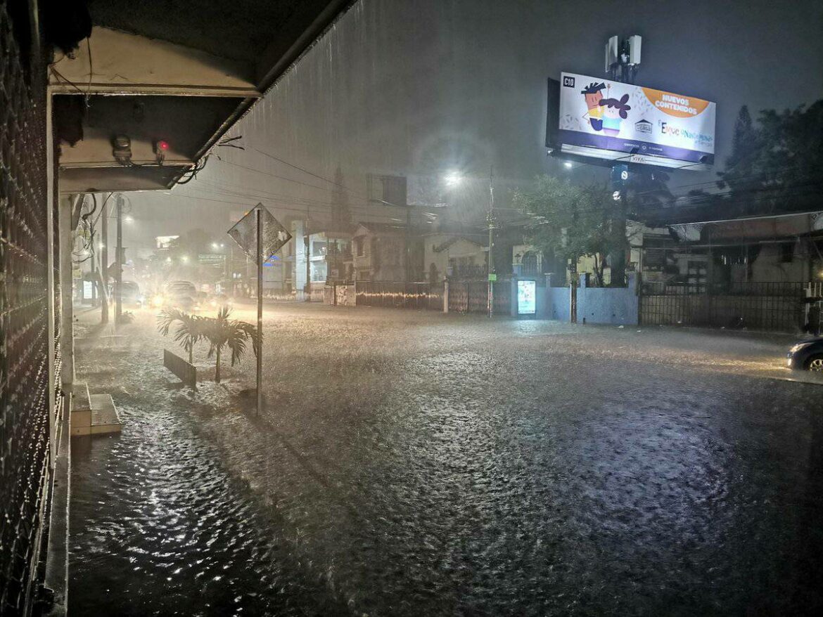 Se esperan lluvias para la noche de este domingo