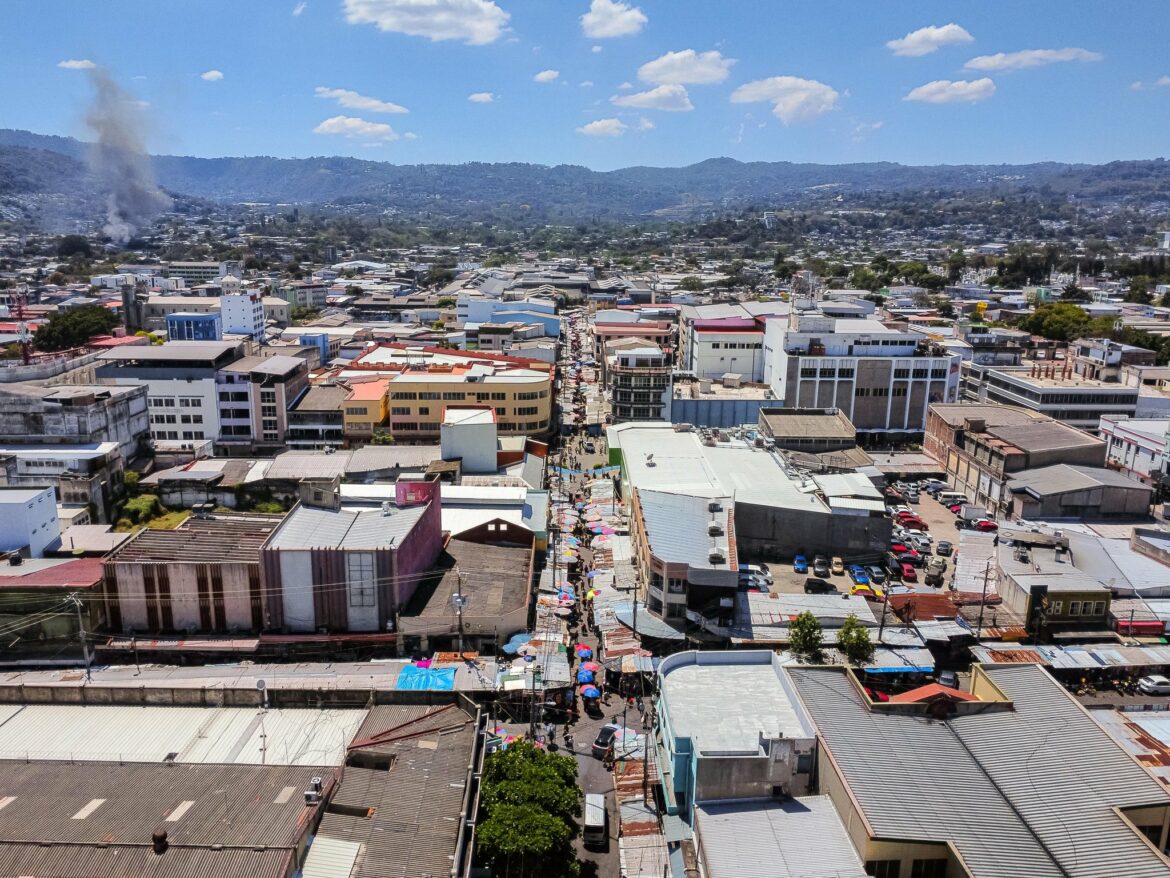 Conoce cuales calles del Centro Histórico de San Salvador estarán cerradas debido al desalojo de puestos de ventas