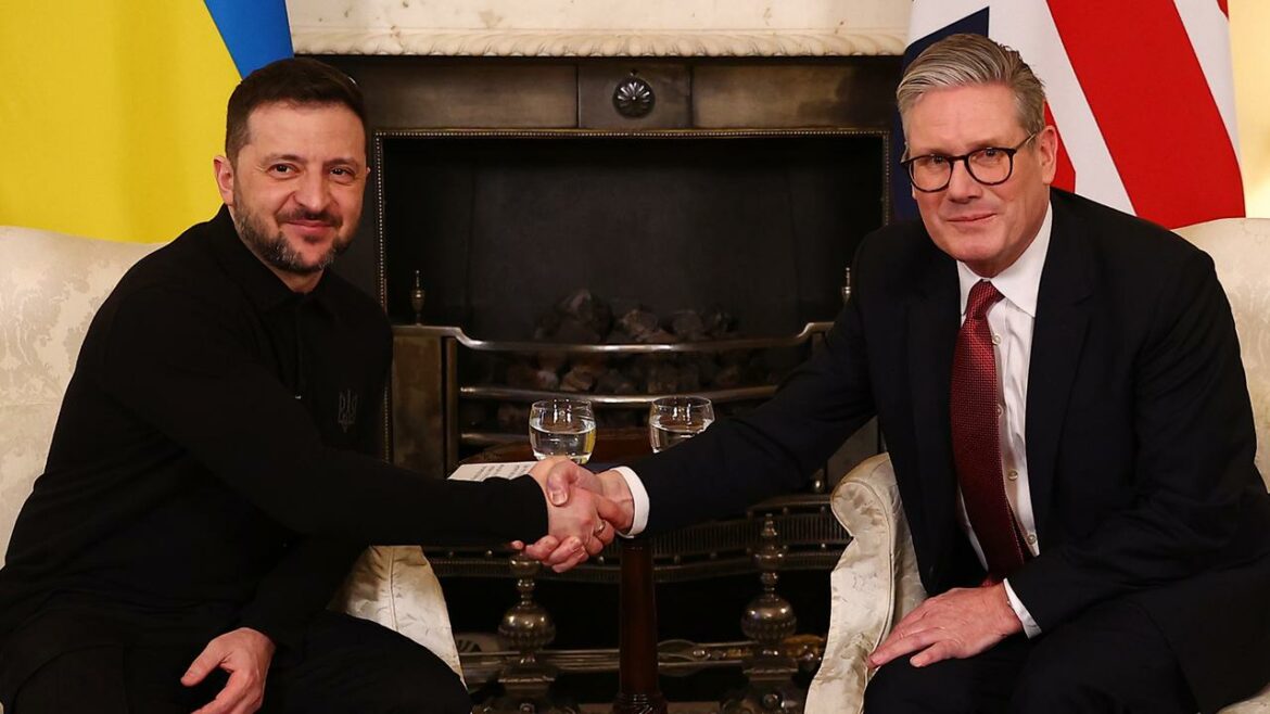 Reino Unido y Francia preparan un plan de paz para Ucrania y Rusia