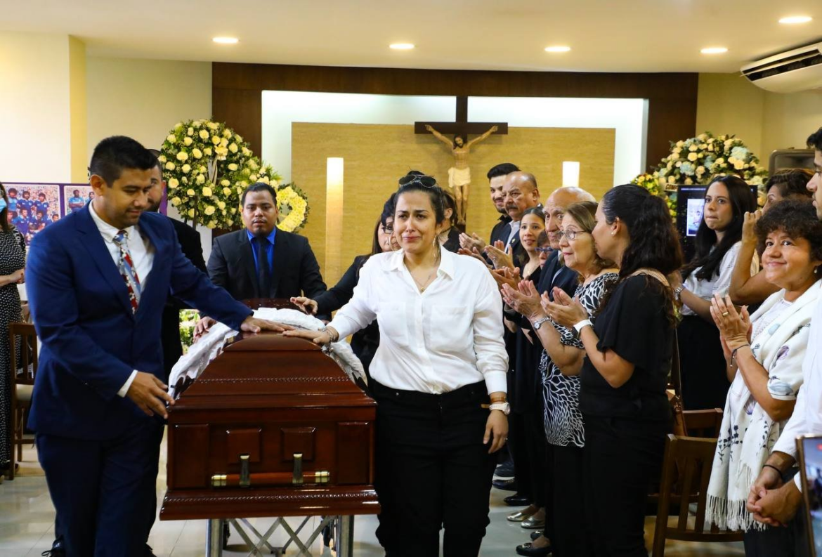 Último adiós a Norberto “Pajaro” Huezo