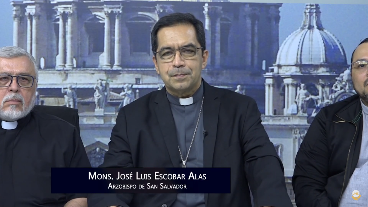 Arzobispo de San Salvador lamenta acciones mal intencionadas y deja “muy en claro” que supuesto comunicado es “un documento falso”   