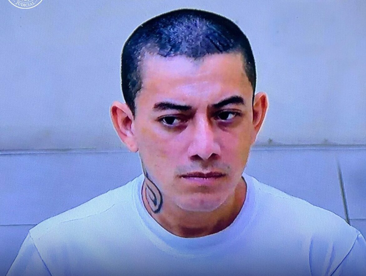 Tribunal envía a juicio a pandilleros de la 18R por quitarle la vida a una madre y su hija en Apopa