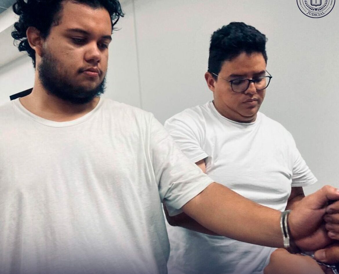 Decretan prisión contra tres sujetos que distribuían droga en Santa Tecla