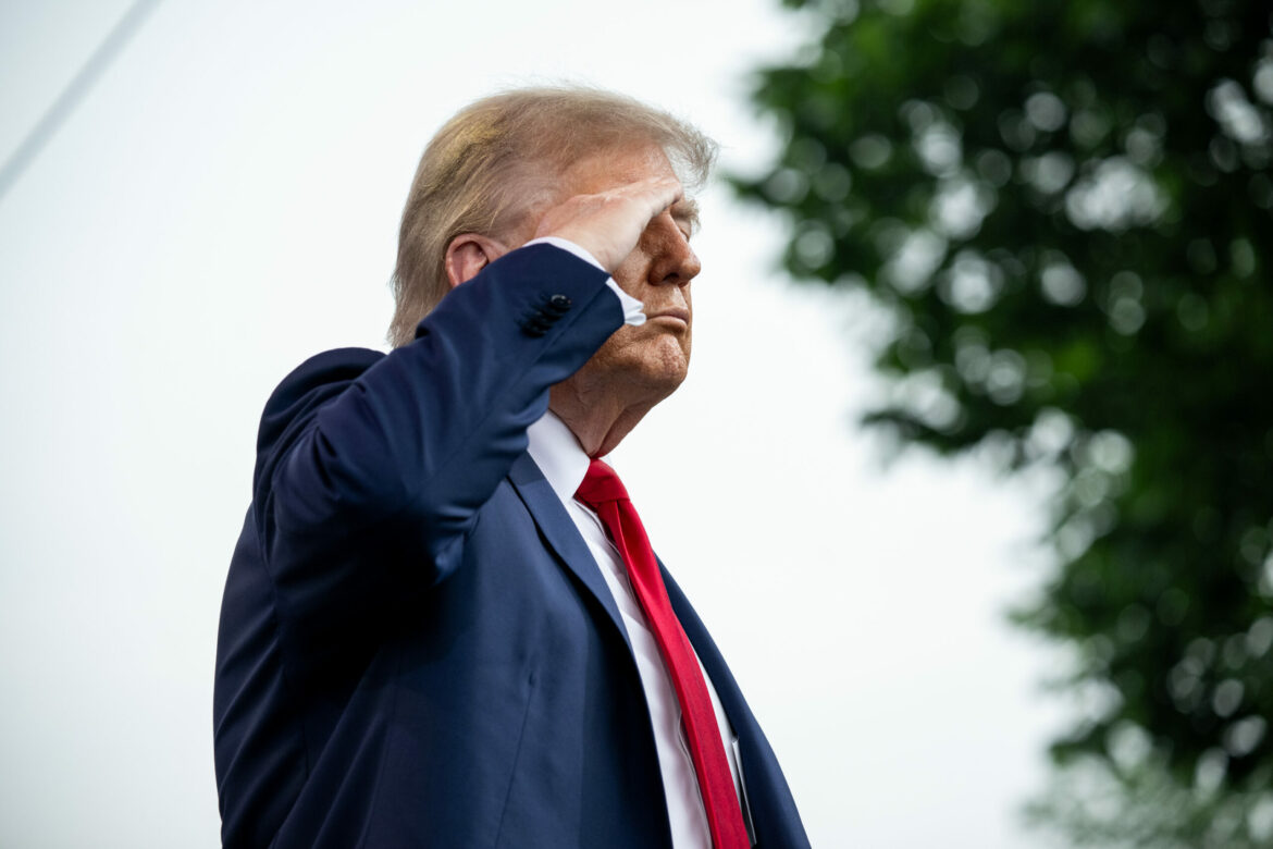 Trump defiende su desfile militar: “Otros países celebran sus victoria. Era hora de que América celebrara también”