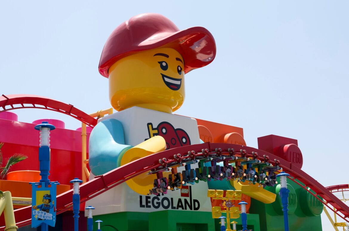 Primer resort LEGOLAND de China abre en Shanghai