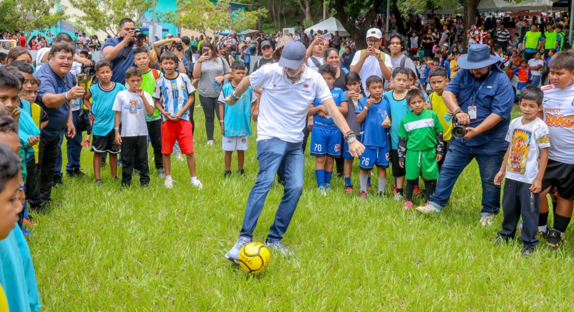 Más de 12,000 salvadoreños participan en Festival Integra de Santa Ana