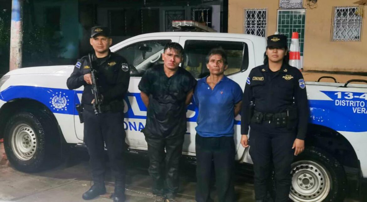 Capturan a padre e hijo que atacaron con un corvo a un hombre en San Vicente