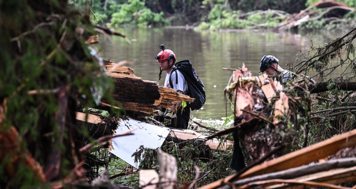 Muertos por inundaciones en Texas ascienden a 59