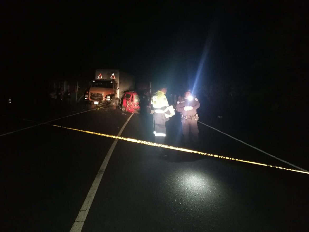 Dos fallecidos y dos menores lesionadas en accidente de tránsito en Mizata