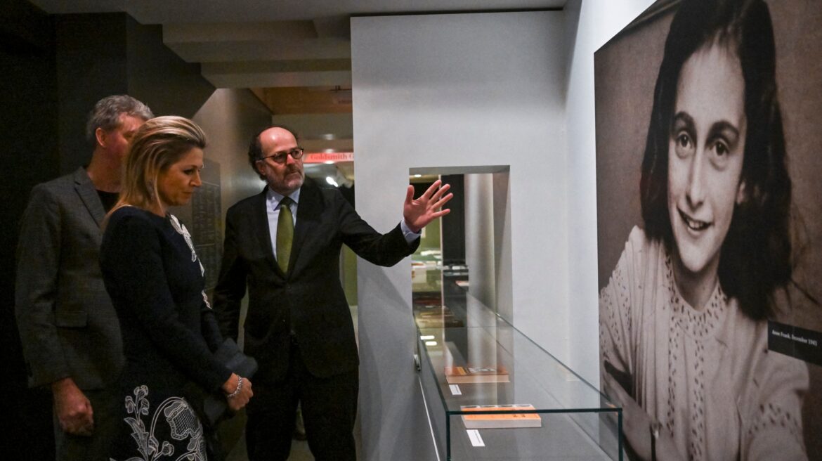 Una visita inmersiva con IA recrea la vida de Ana Frank en Ámsterdam
