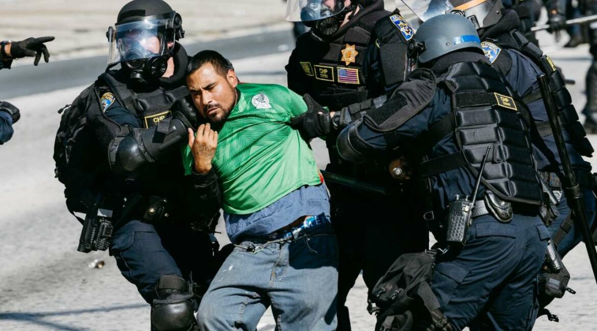 Fiscales de 20 estados de EEUU se unen para que se prohiban a los agentes del ICE enmascarados