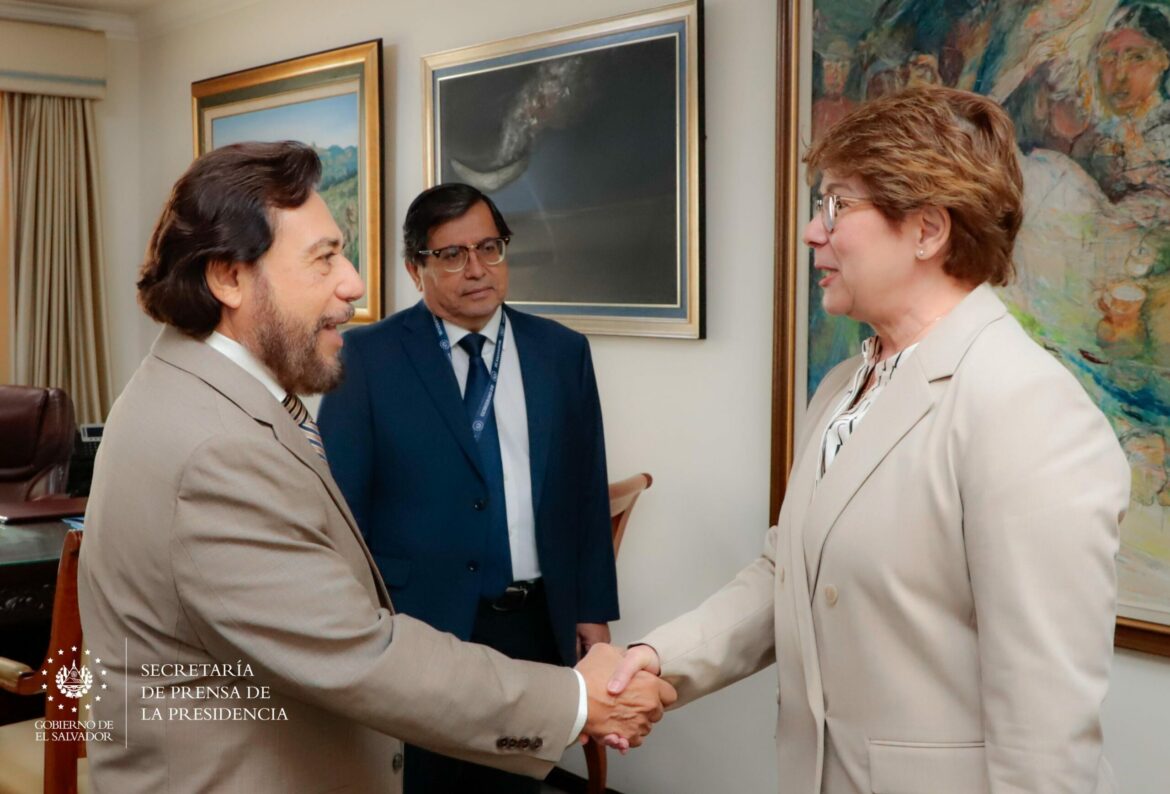Vicepresidente Ulloa y OIC refuerzan alianzas para impulsar el café salvadoreño
