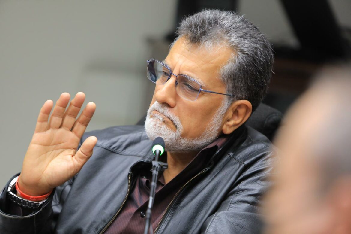 Ordenan difusión roja contra exdiputado del FMLN, Jorge Schafik Hándal, por la venta irregular de una finca