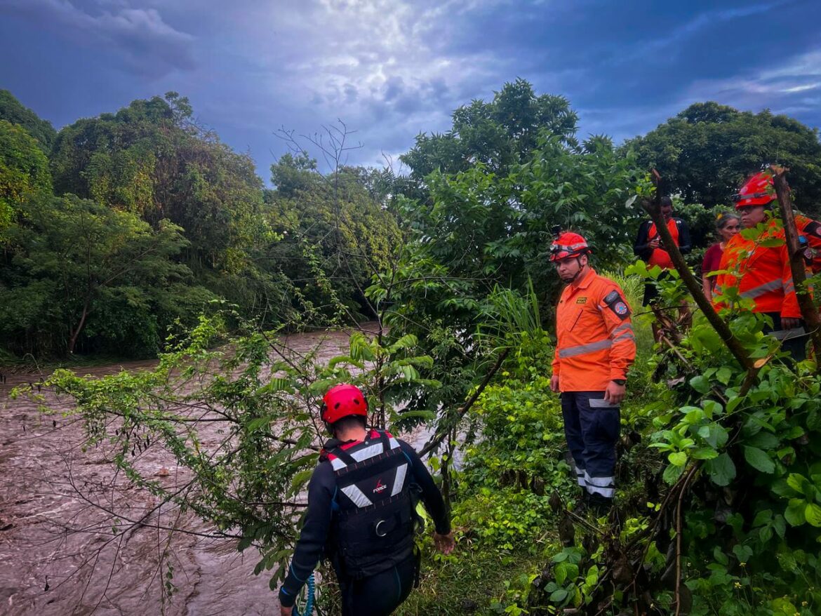 Protección Civil reporta 39 incidentes por lluvias en las últimas horas, sin hechos críticos
