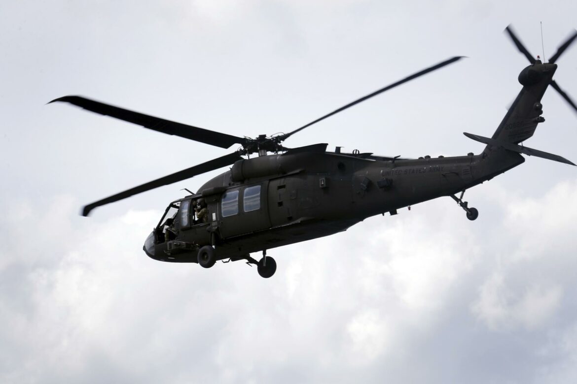 EEUU realiza maniobras con helicópteros militares cerca de Venezuela en medio de creciente tensión bilateral