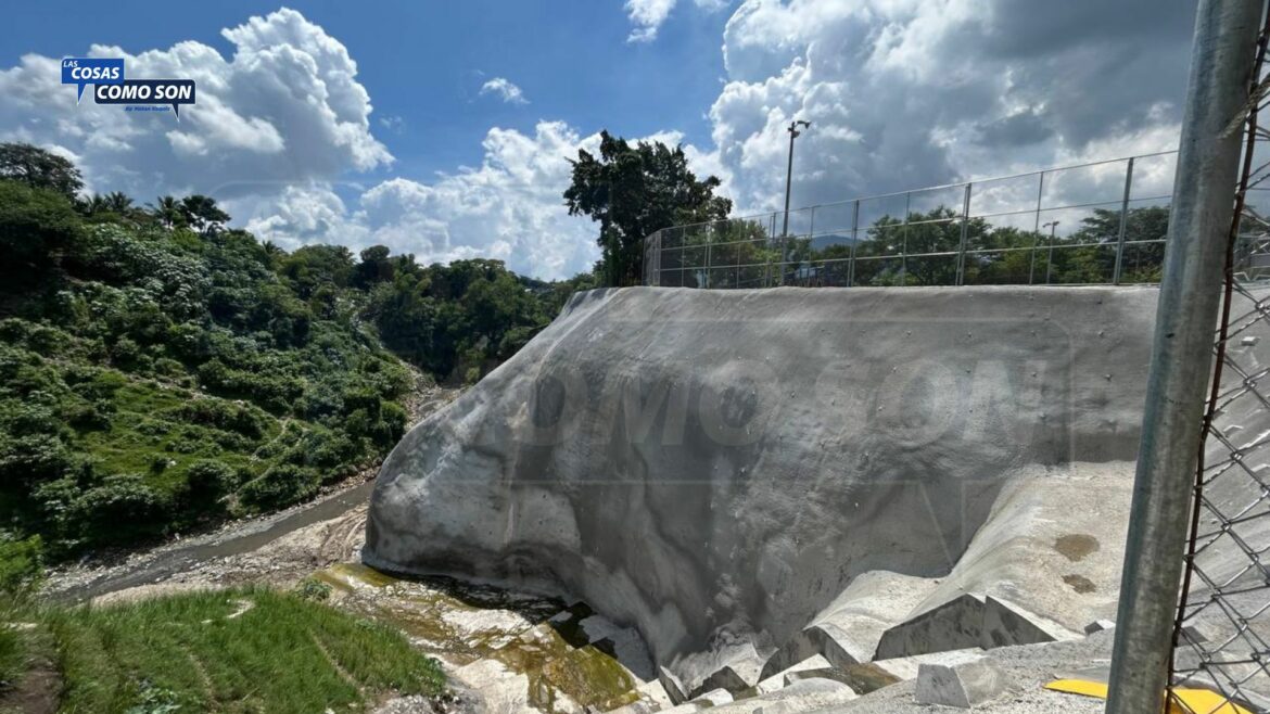 MOP entrega obras de mitigación en reparto Los Santos 1, Soyapango: Eliminaron una cárcava activa desde 2004