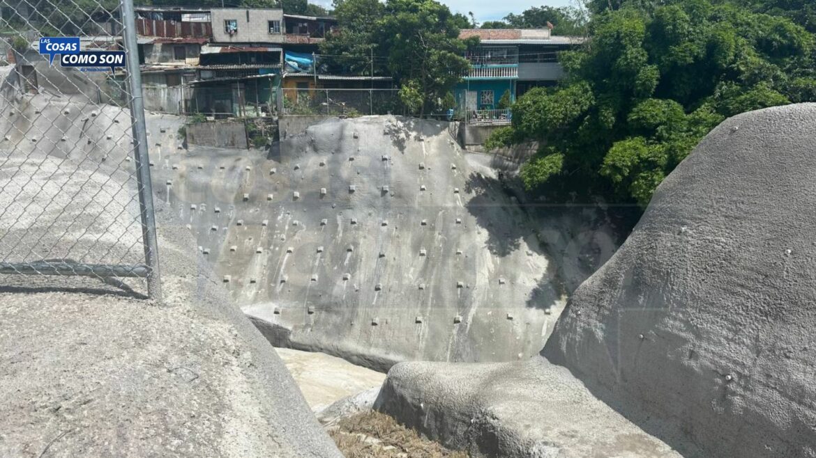 MOP elimina cárcava en Soyapango con una inversión de $1.5 millones