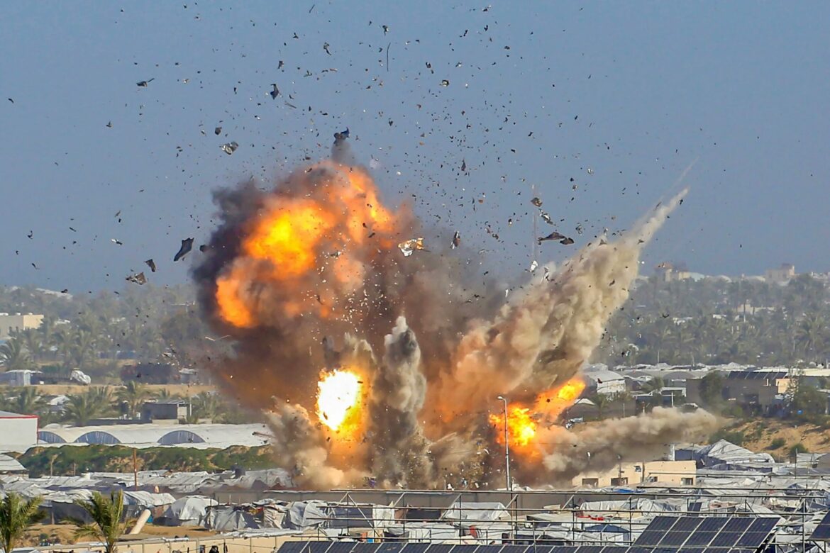 32 víctimas tras ataques aéreos en Gaza en medio de la segunda fase del “alto al fuego”