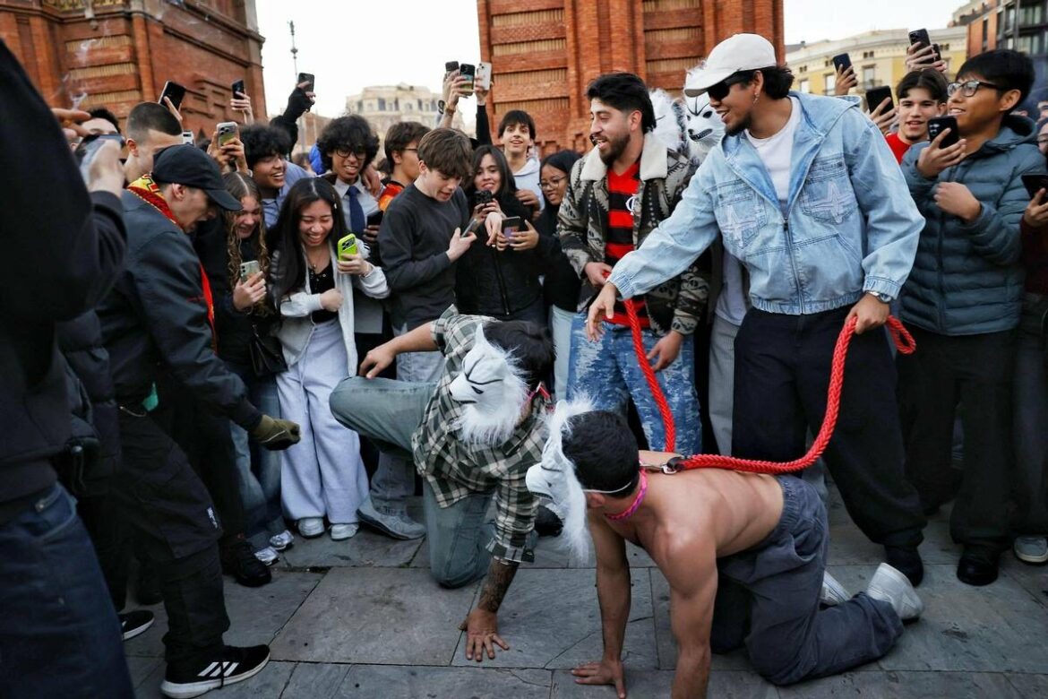 Detienen a cuatro personas por incidentes en reunión de Therians en Barcelona
