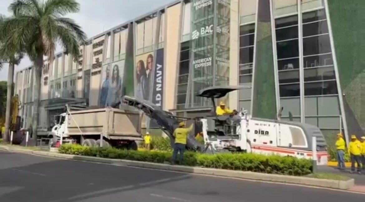 Comienzan obras de drenaje en la Zona Rosa: conoce las rutas alternas