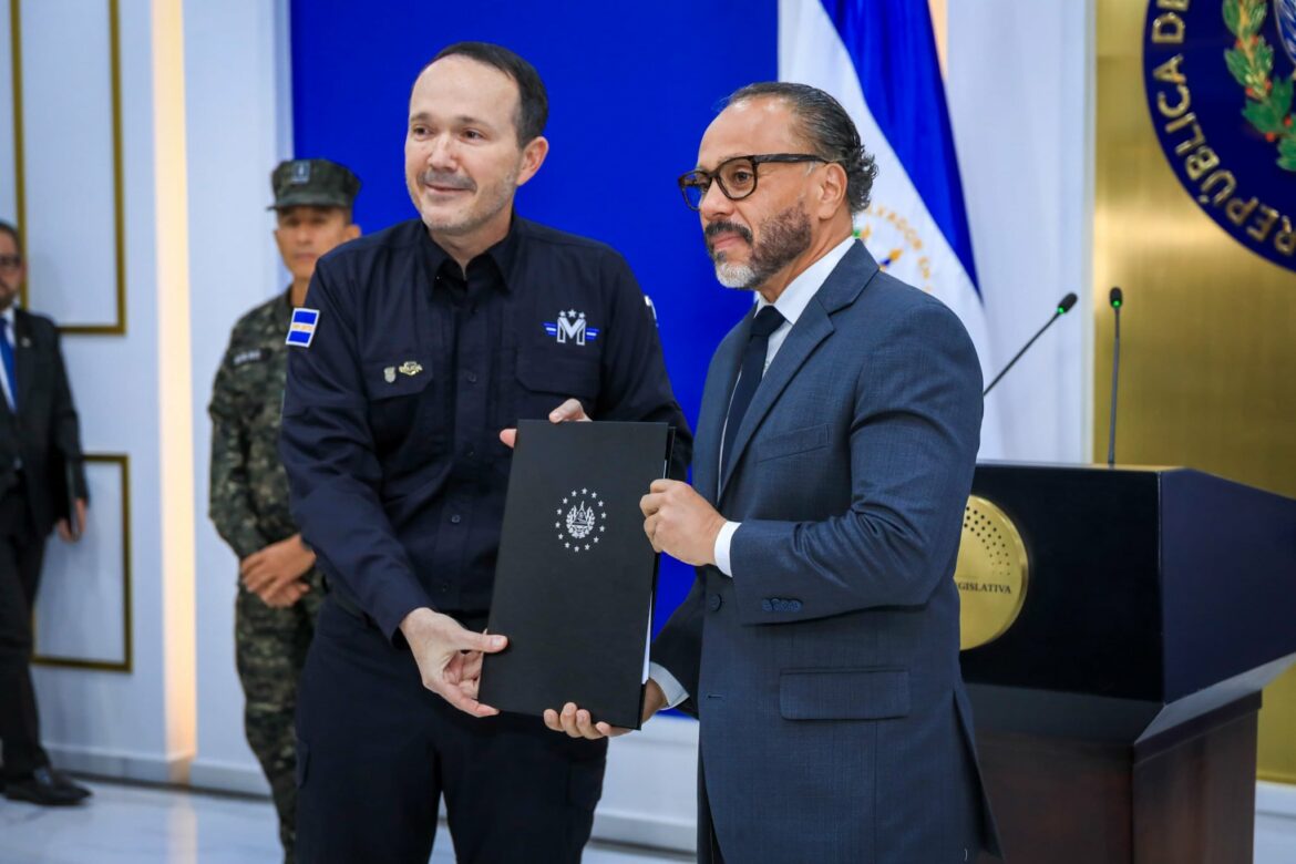 Gabinete de Seguridad solicita aprobar la cadena perpetua para homicidas, violadores y terroristas