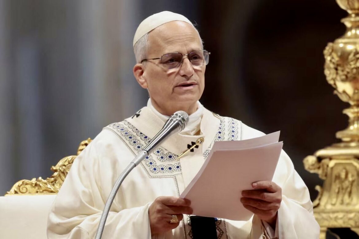 Papa León XIV condena ultimátum de Trump contra Irán y urge al mundo a elegir la paz