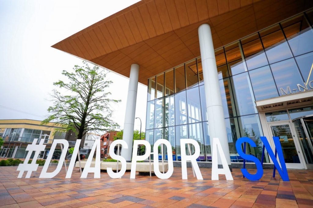 Gobierno presenta paquete de reformas electorales y políticas: Proponen crear 6 diputaciones para la diáspora