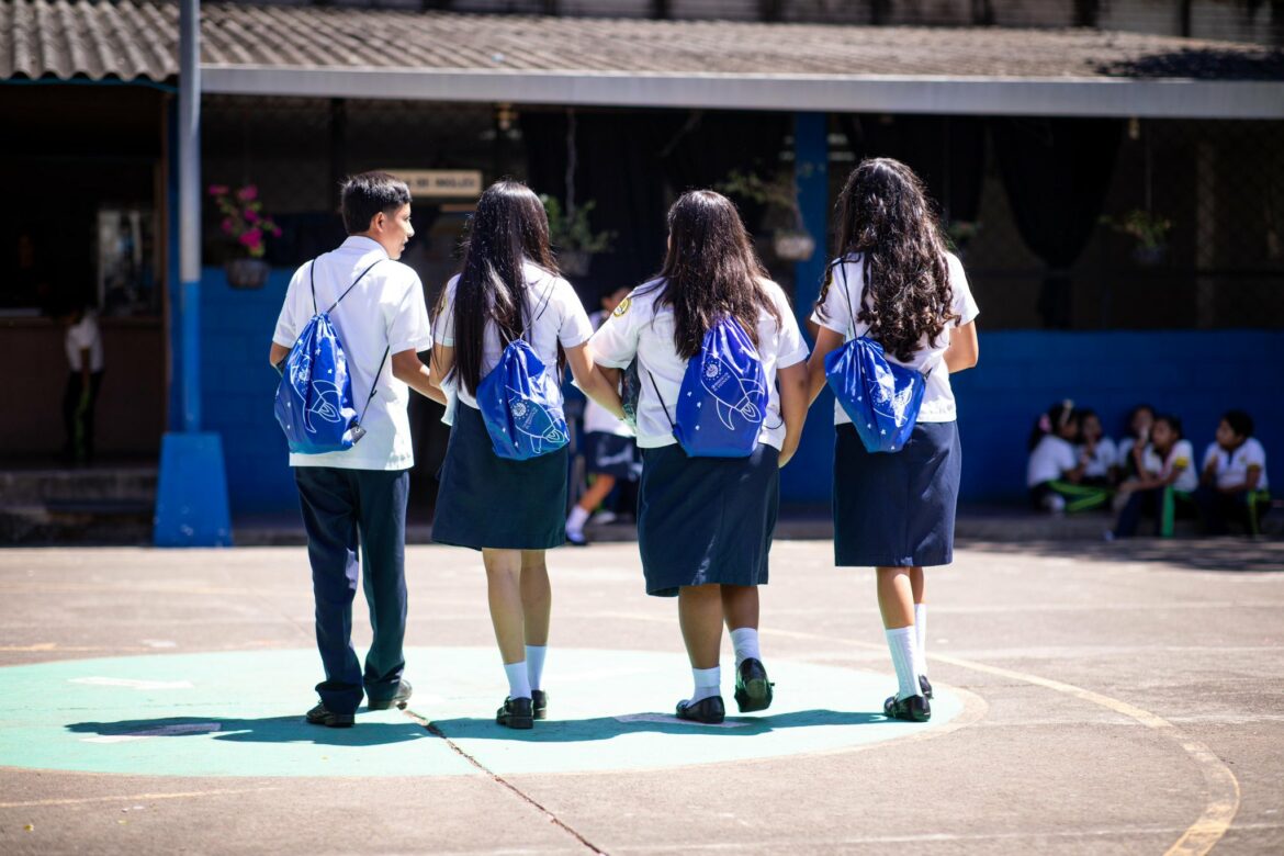 Clases presenciales se reanudan en todo el país este viernes 12 de junio