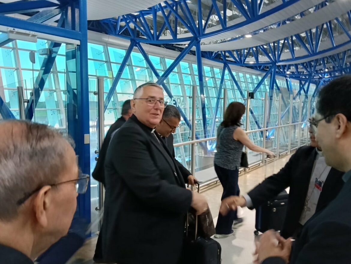 Nuevo Nuncio Apostólico llega a El Salvador y promete trabajar por la unidad, el diálogo y la esperanza