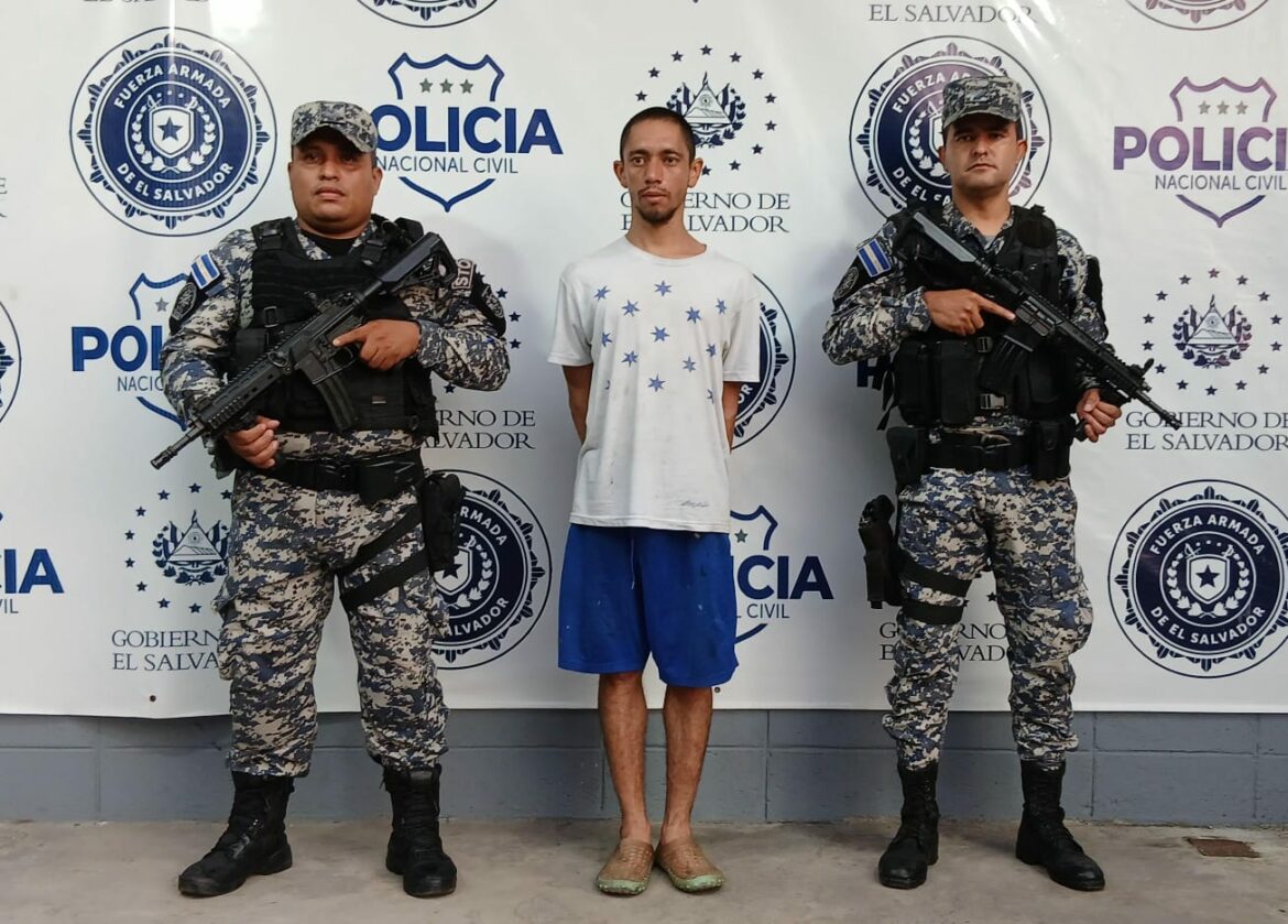 Hombre de 78 años es asesinado por su hijastro en Soyapango