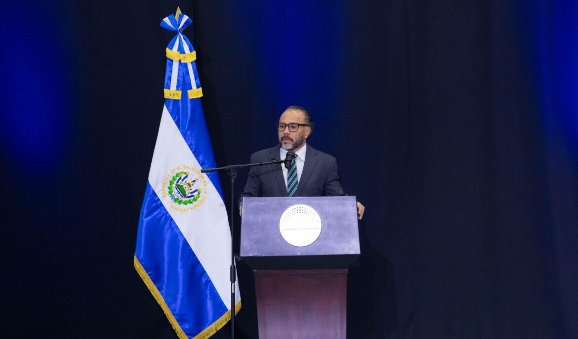 Ernesto Castro se inscribirá como precandidato a diputado por Nuevas Ideas el 28 de junio