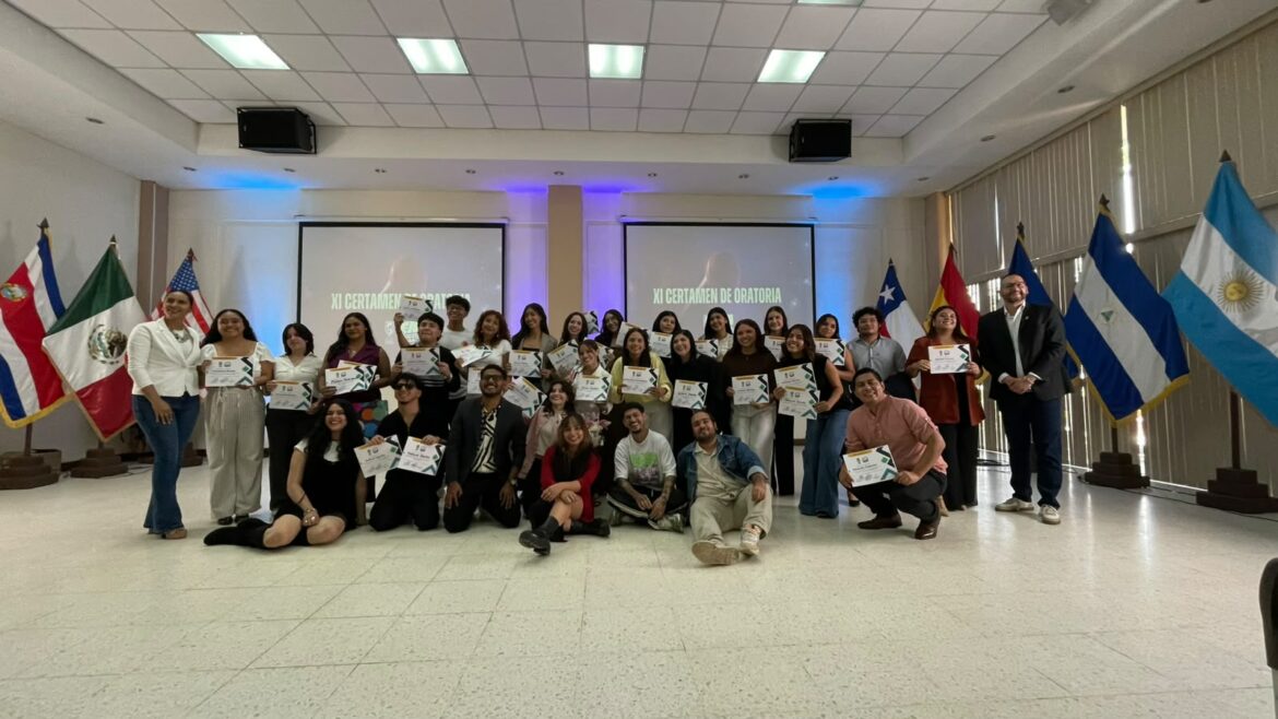 Estudiantes demuestran su talento comunicativo en la undécima edición de ExpresArte