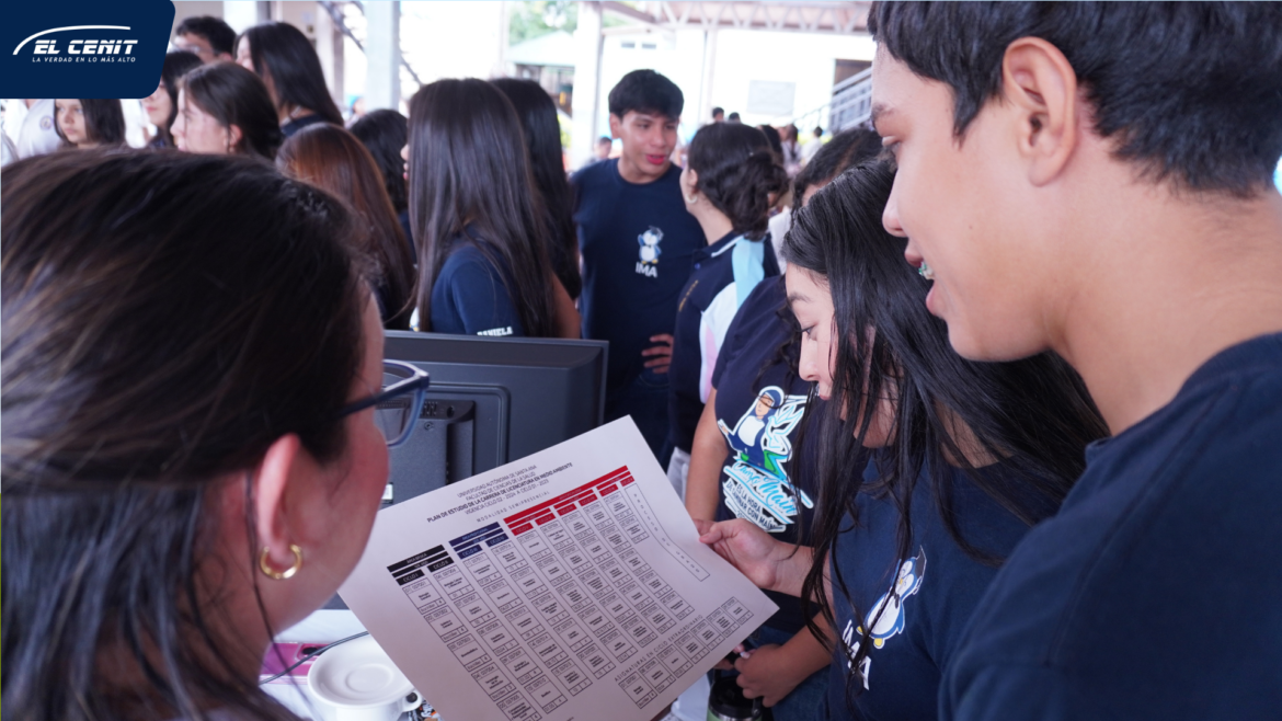 Cientos de estudiantes descubren nuevas oportunidades académicas en “Amazing Day UNASA”