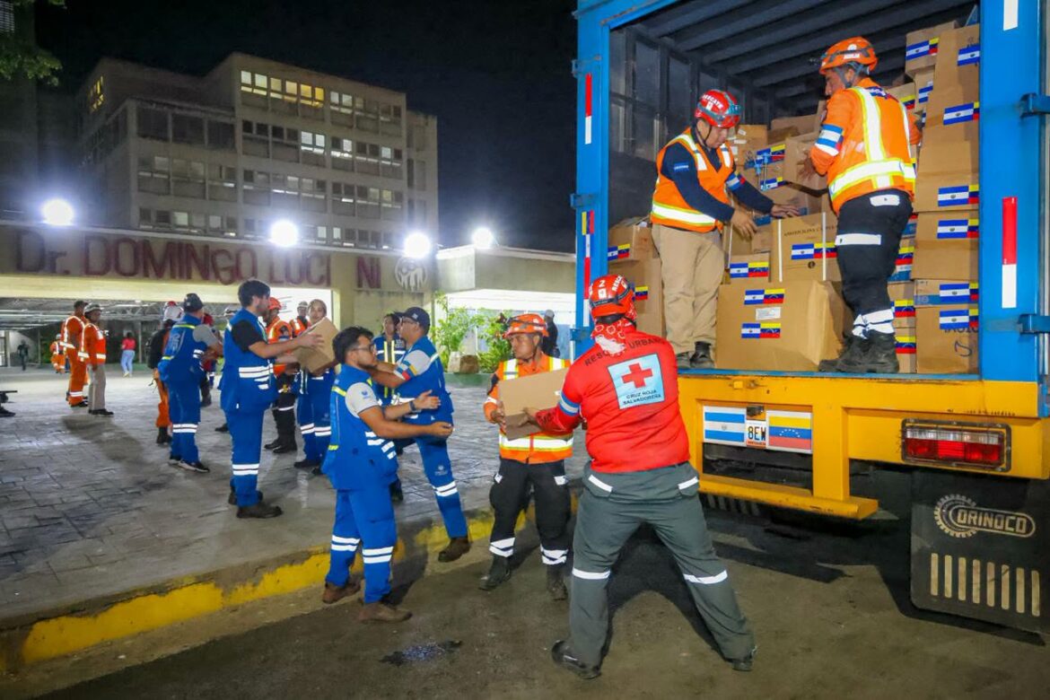 El Salvador envía más de 481 mil medicamentos e insumos médicos a hospitales de Venezuela