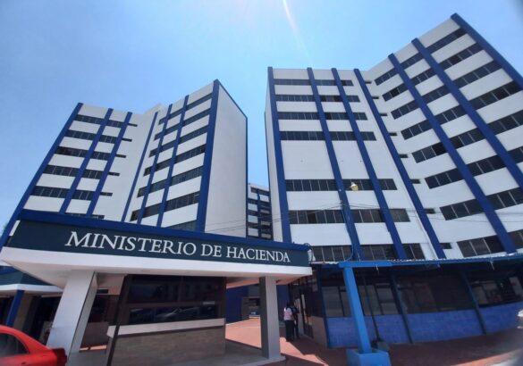 Recaudación tributaria de El Salvador crece durante los primeros cinco meses de 2026