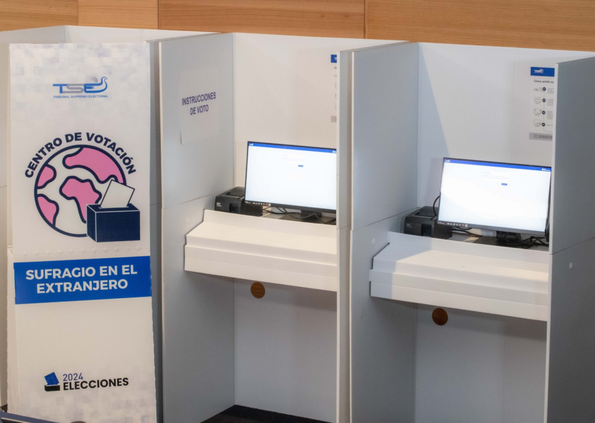 TSE presenta el proceso para que salvadoreños en el exterior emitan el voto remoto en las elecciones de 2027