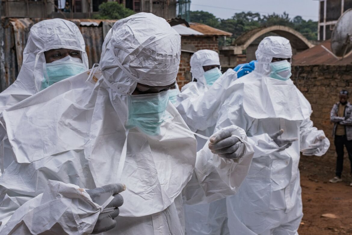 La epidemia de ébola se propaga rápidamente en la RDC