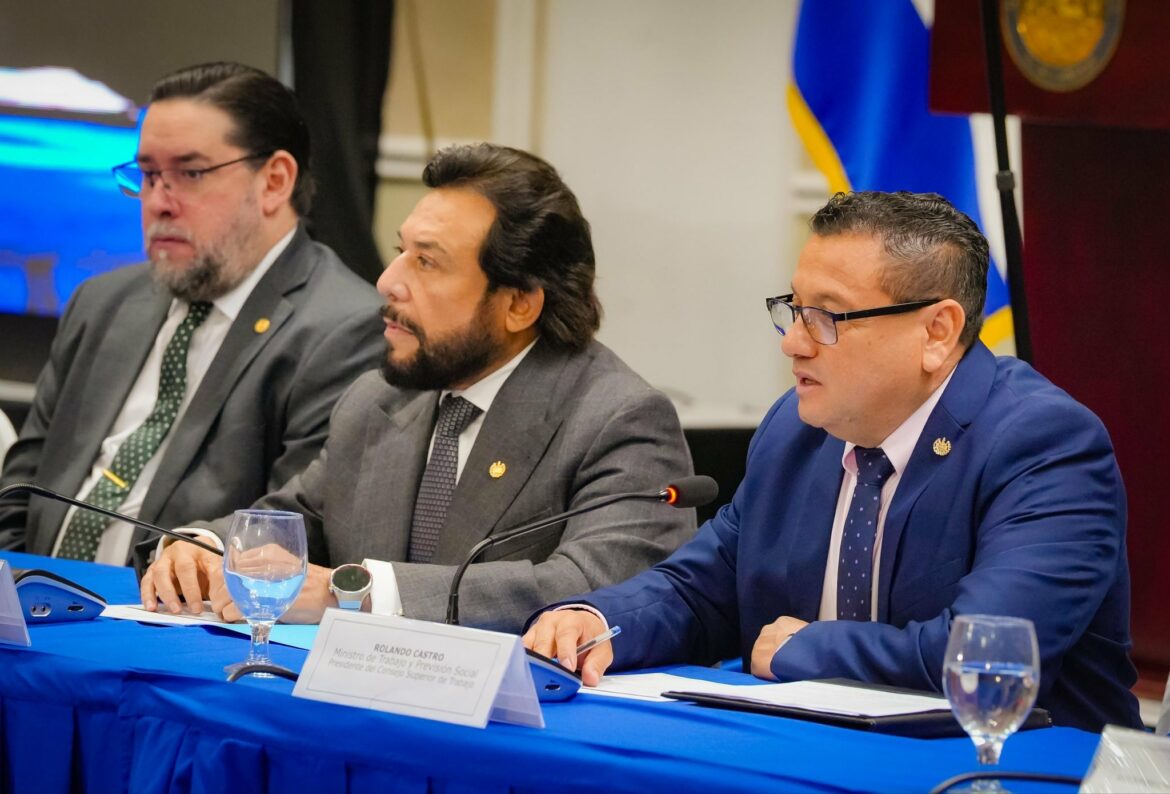 Consejo Superior del Trabajo destaca salida de El Salvador de la lista corta de la OIT