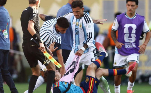 FIFA confirma investigación contra Argentina tras la final del Mundial 2026 y la roja de Leandro Paredes queda anulada