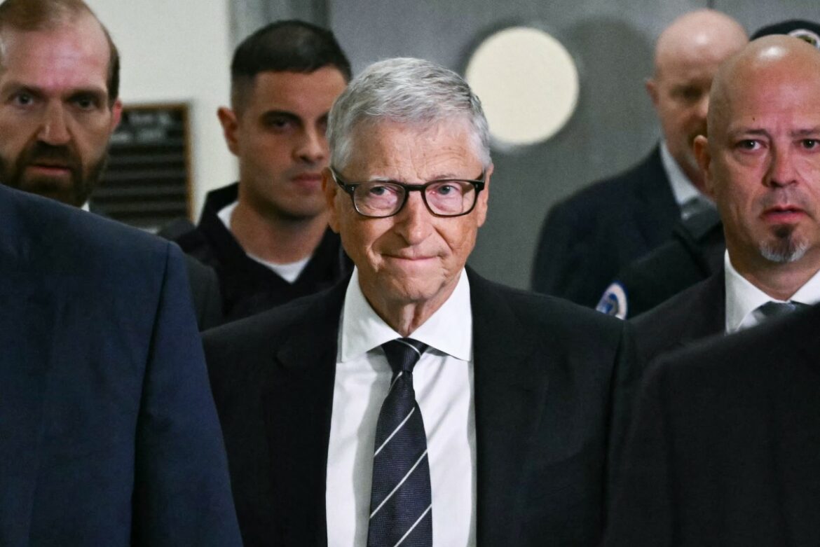 «Nunca victimicé a nadie», dice Bill Gates en audiencia sobre caso Epstein