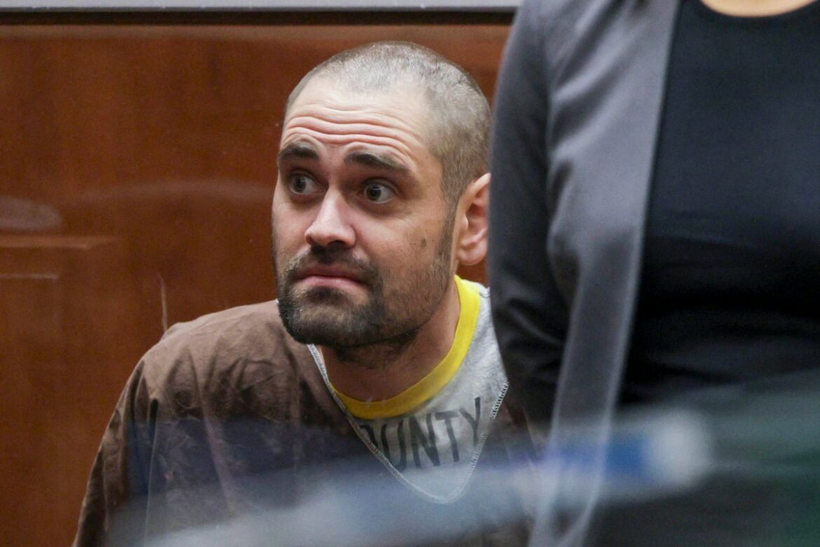 Hijo de Reiner, acusado de matar a sus padres, reclama fondos familiares para su defensa