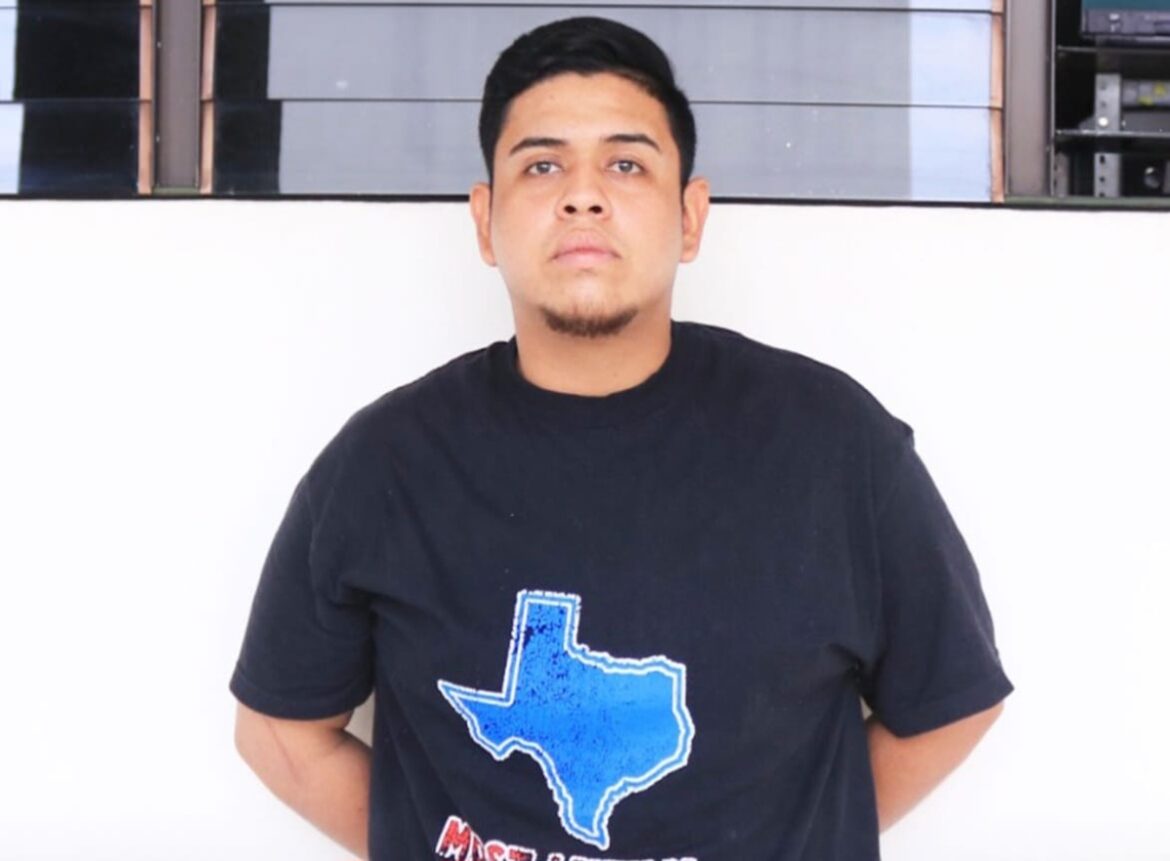 Seguirá preso motociclista detenido con marihuana