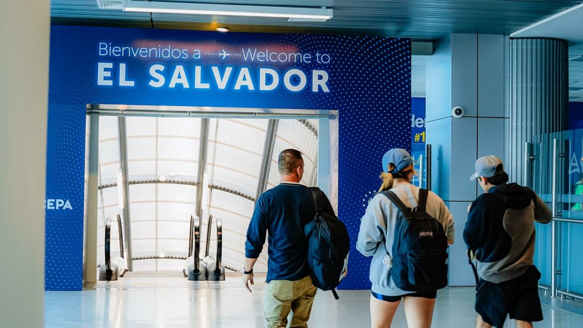 Aeropuerto Internacional de El Salvador supera los 2.63 millones de pasajeros en el primer semestre de 2026