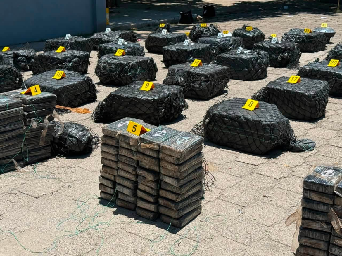 El Salvador incauta 1,362 kilos de cocaína valorados en US$34 millones en altamar