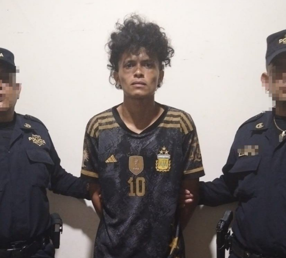 FGR y PNC capturan a dos presuntos distribuidores de droga en La Libertad Oeste