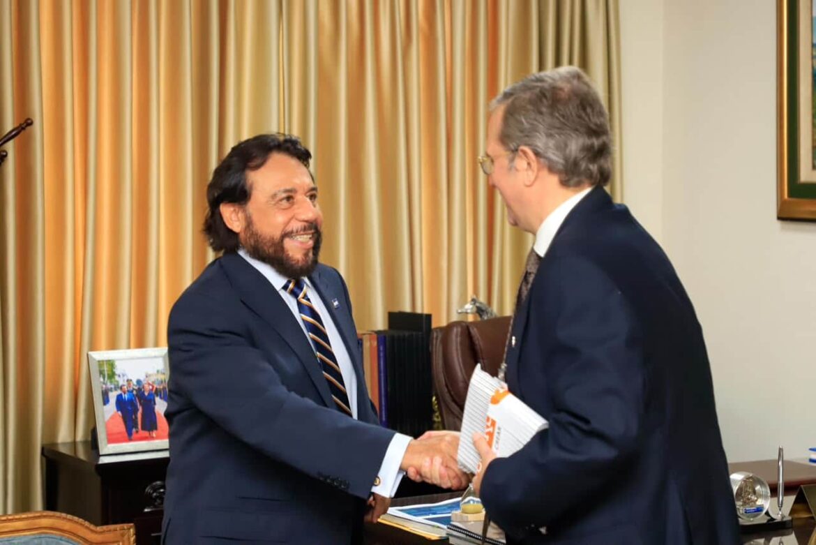 El Salvador y CERTAL fortalecen lazos para la profesionalización de la función pública